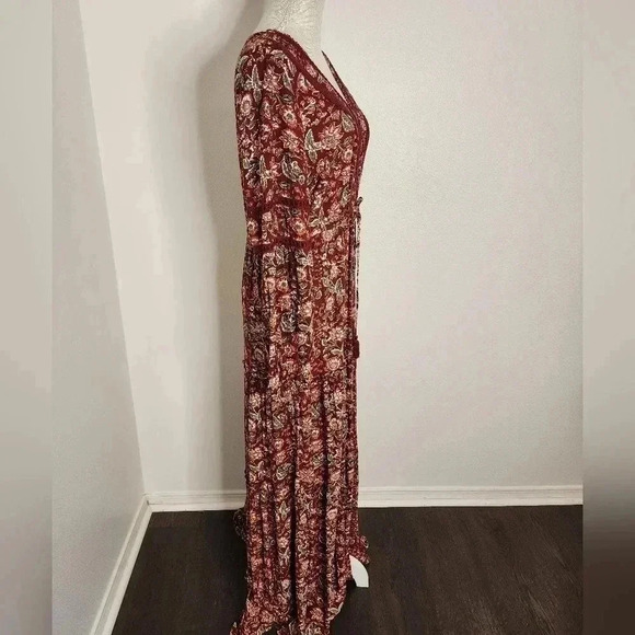 Wonderly Red Floral Maxi Dress - Picture 8 of 14